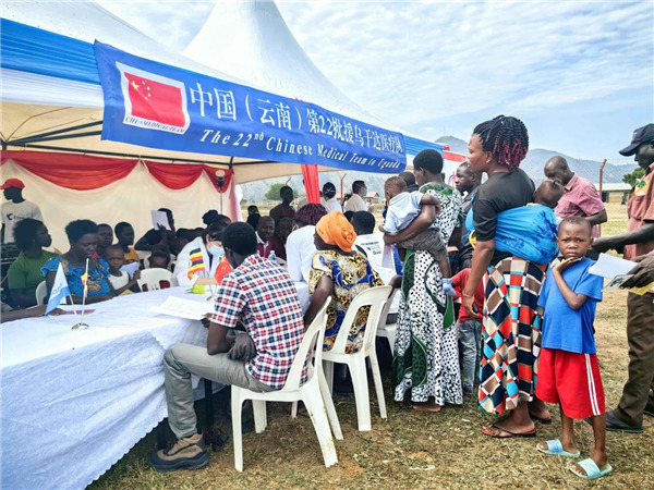 义诊活动现场。田雨摄