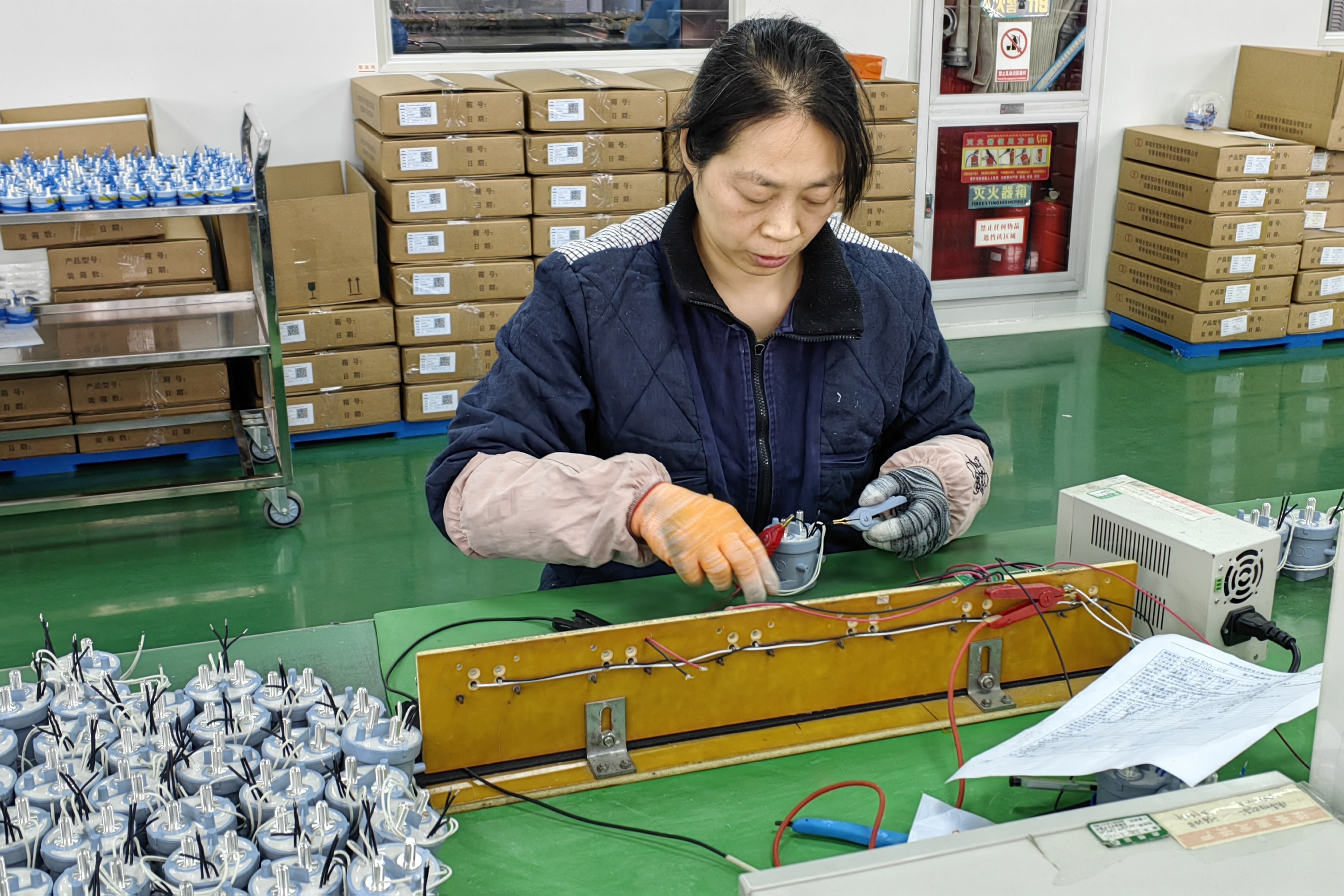 蚌埠市双环电子集团股份有限公司生产车间