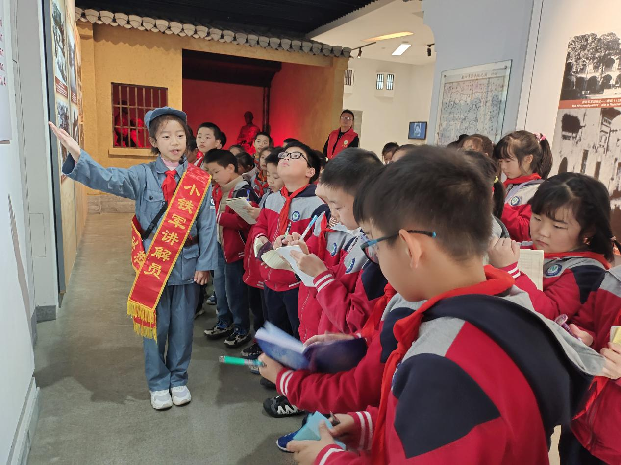 图片8 图片8