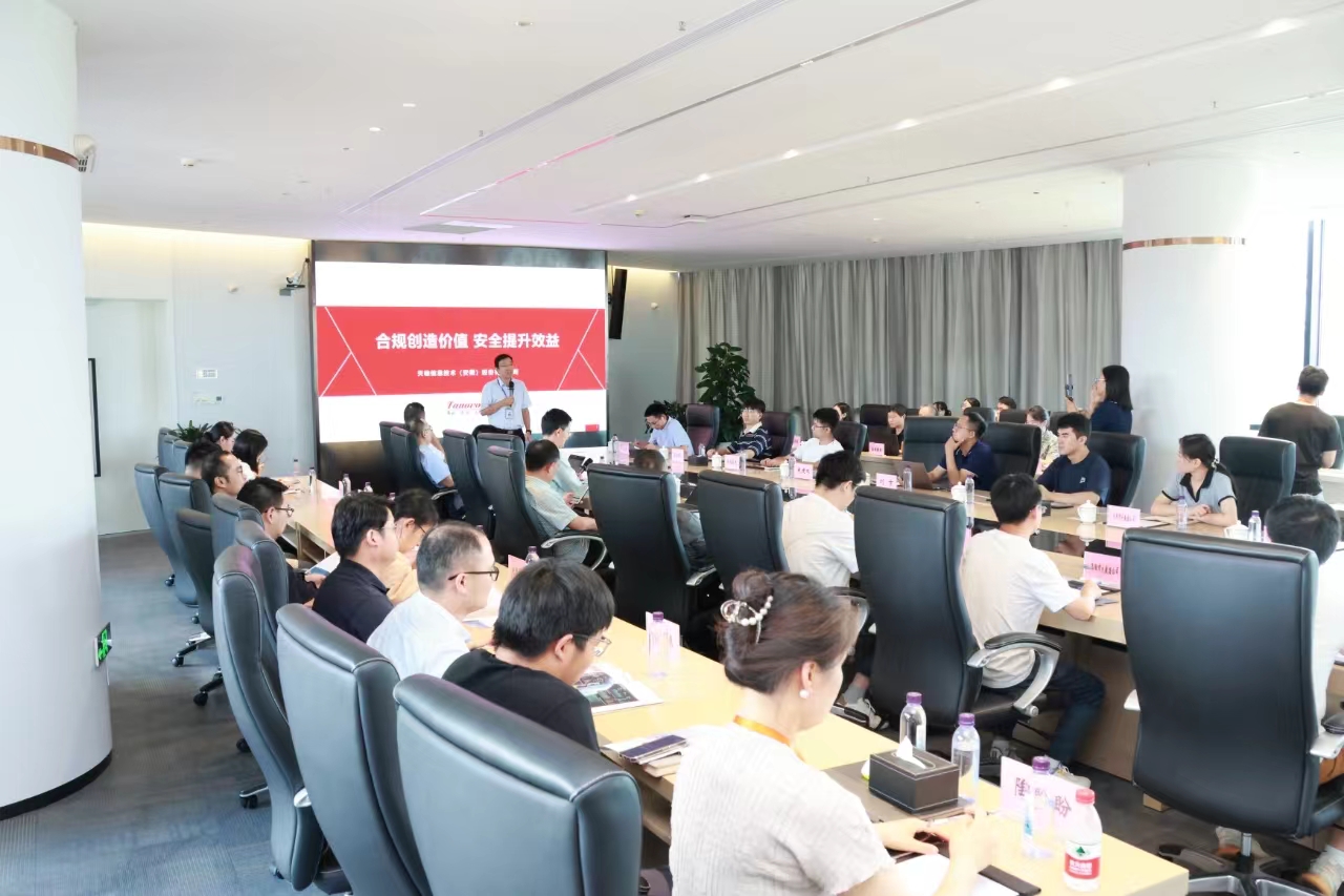 1bdcb3767784b9c1c3e396283b2cd94