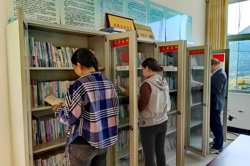 东至县木塔乡积极发挥农家书屋的主阵地作用 东至县木塔乡积极发挥农家书屋的主阵地作用