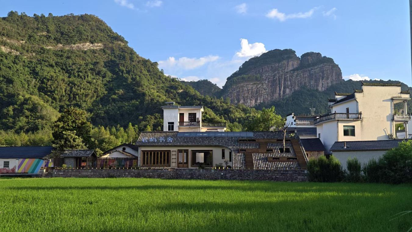 黟县渔亭镇：筑梦沃野绘新景 和美乡村焕新韵