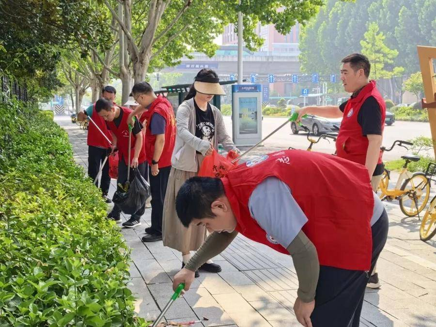 合肥蜀山区：点滴文明汇聚 扮靓城市街区