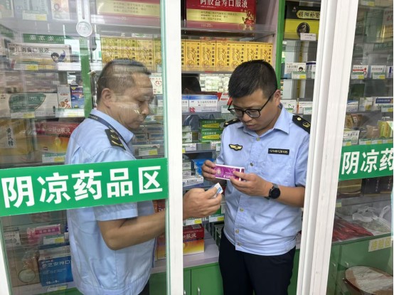 东至洋湖镇开展药品存放安全专项检查