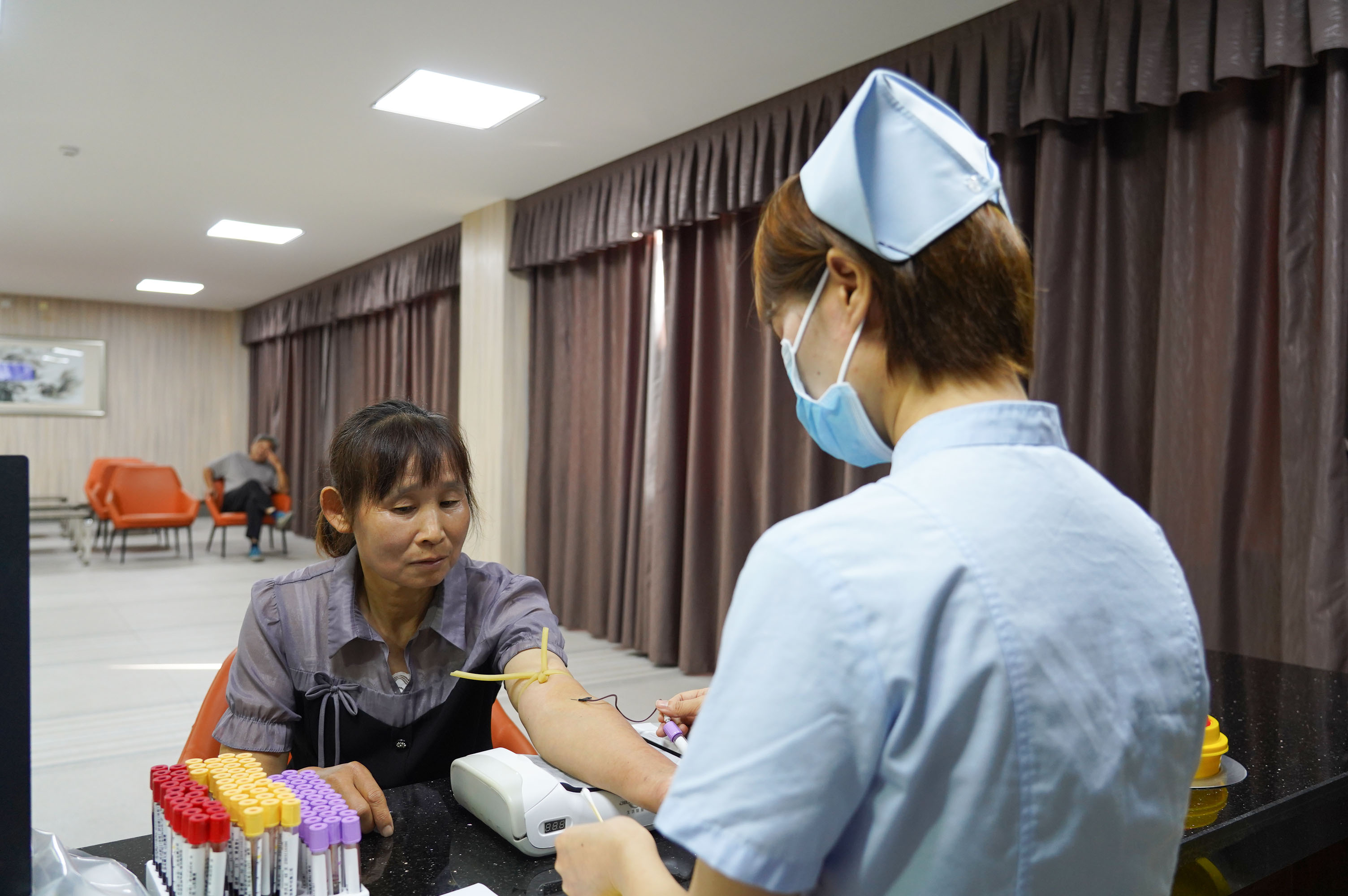 黄山屯溪区：礼遇好人 护佑健康