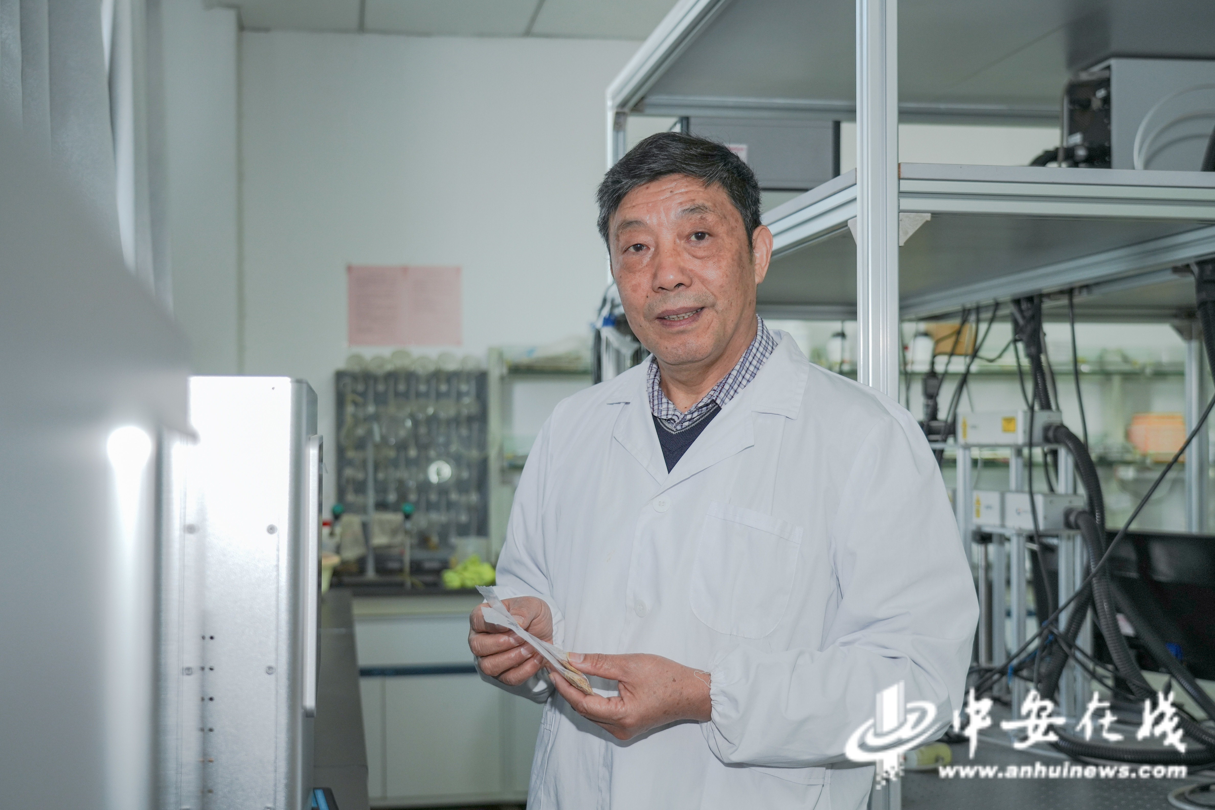 6c43601b5467ce670cdfc74337c981f2_W020251028574500197057