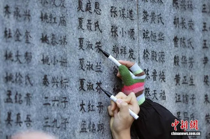 2f8bf314aedd13cc42a7192b019237f0