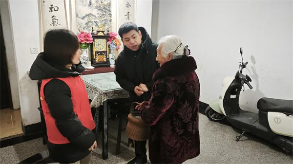 歙县三阳镇：网格走访察民情 民生守护暖寒冬