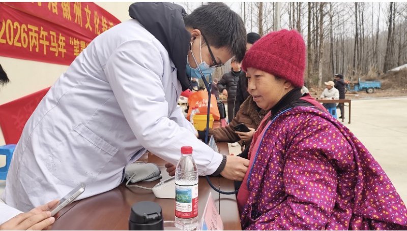 黄山谭家桥镇：暖冬接力 情满长罗