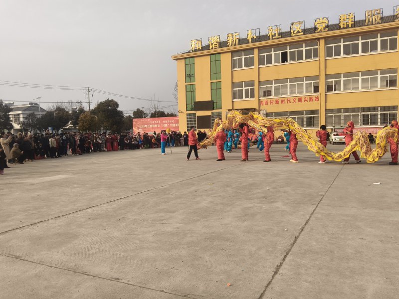 固镇县任桥镇：村晚展居民幸福新生活 