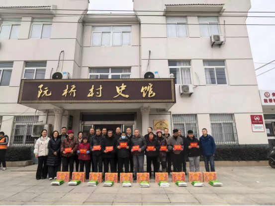 爱心义诊暖冬行 翰墨送福迎新春