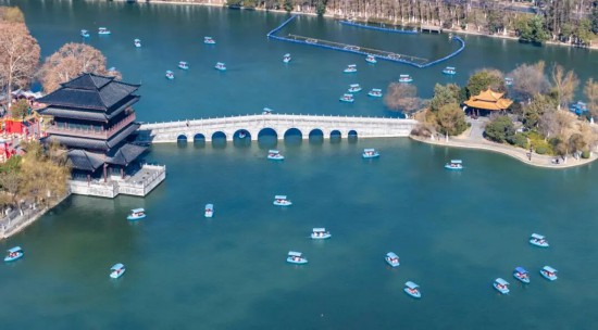 合肥逍遥津。赵明摄