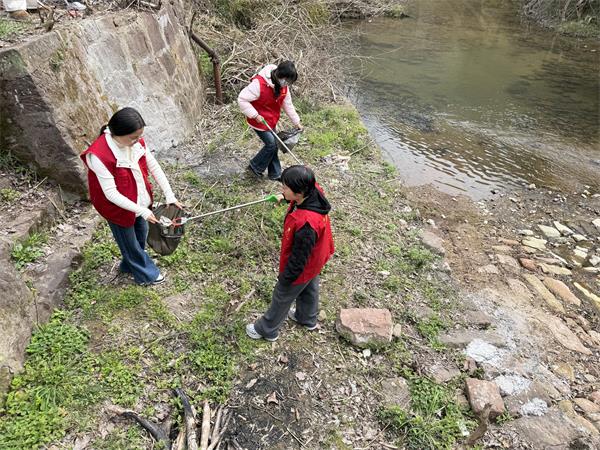 黟县渔亭镇：巾帼展风采  乡村添新颜