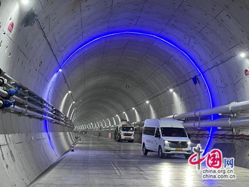 【发现最美铁路】海下78米！探秘世界最长海底高铁隧道