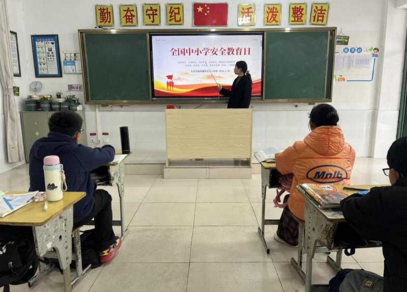 寿县茶庵学区：安全同行 守护成长