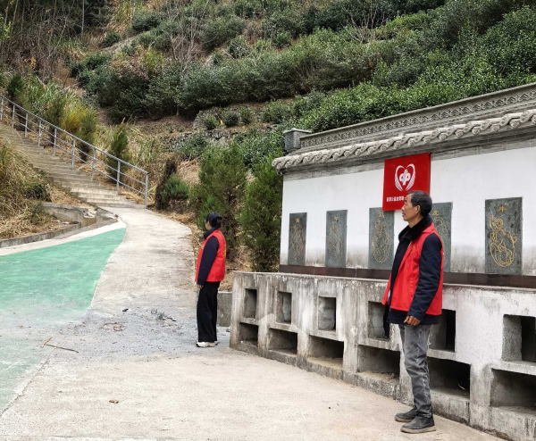 歙县雄村镇：多措并举推进清明文明祭扫工作