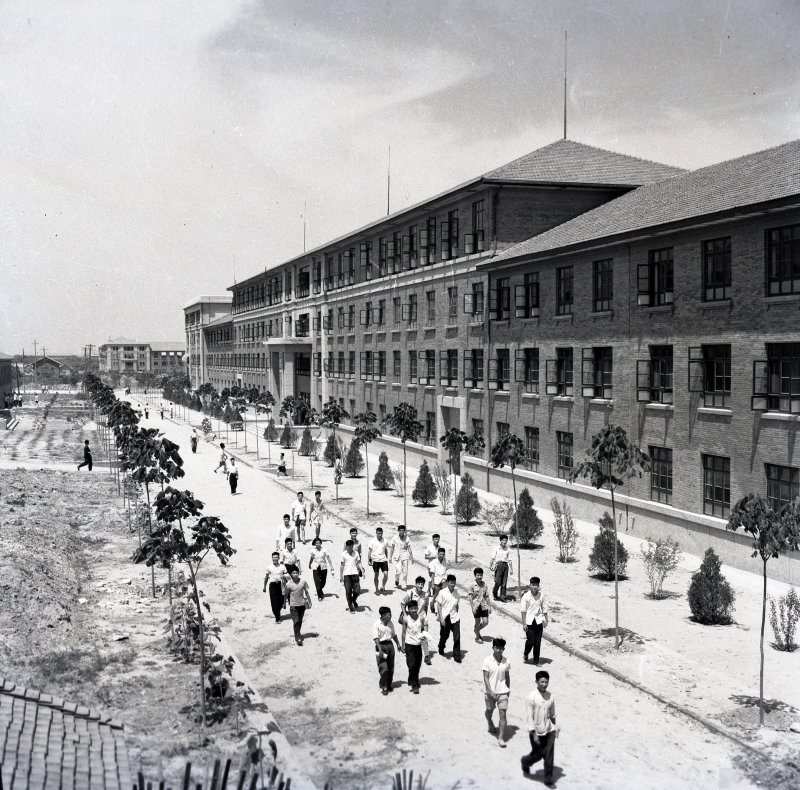 1959年拍摄的西迁后的交通大学校园一景（资料照片）。