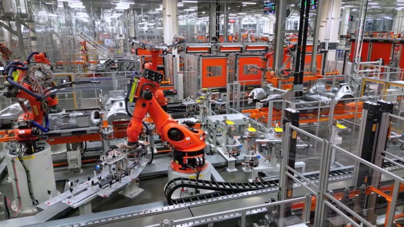 海外话中国丨古巴专家：中国通过发展新质生产力与扩大内需共促高质量发展