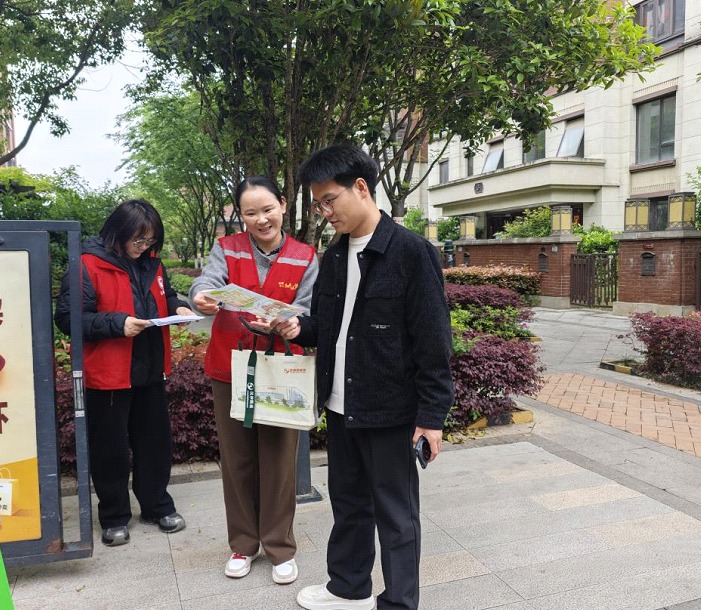 普及分类知识 传递志愿温度