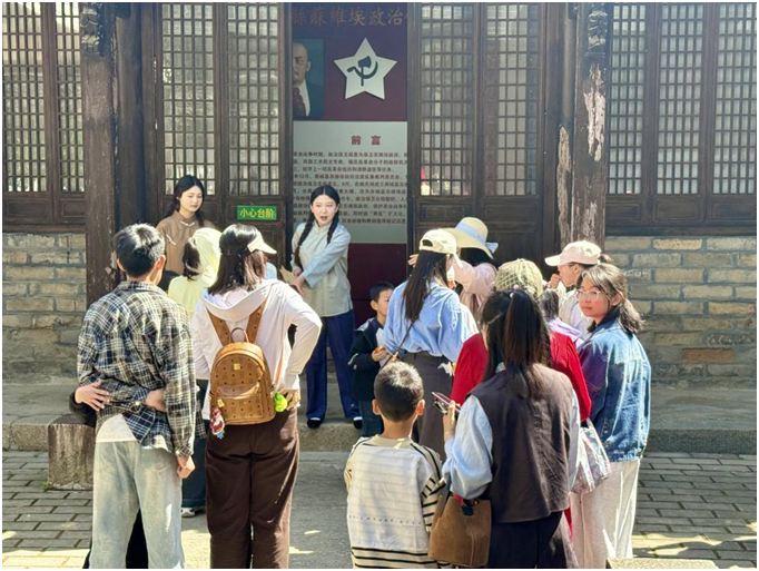 金寨汤家汇镇：解锁“白+黑”新模式 点燃假期文旅热潮