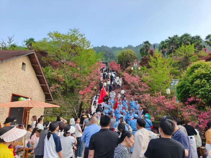 大别山云上花园营地交出首份“黄金周”答卷