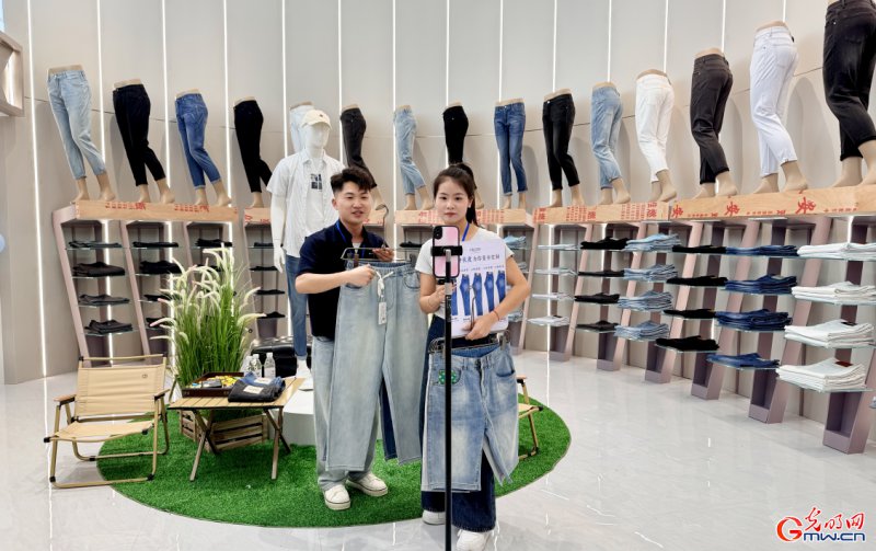 【开局之年看中国】走进“世界裤都”：全国每4条牛仔裤就有1条来自这里