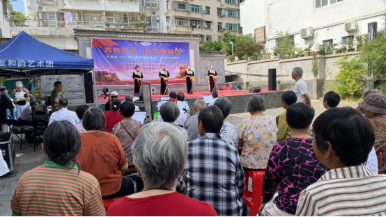 东至开展法治文艺巡演进社区活动