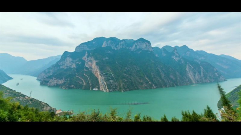 江脉新途 三峡新通道畅连万里长江