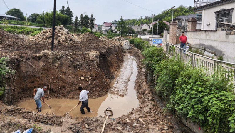 旌德孙村镇：疏浚河道工程 筑牢安全防线
