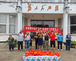 黄山太平湖镇：粽香迎端午 巾帼暖夕阳