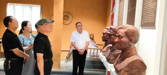 东至开展“追寻红色足迹，传承红色基因”主题实践活动
