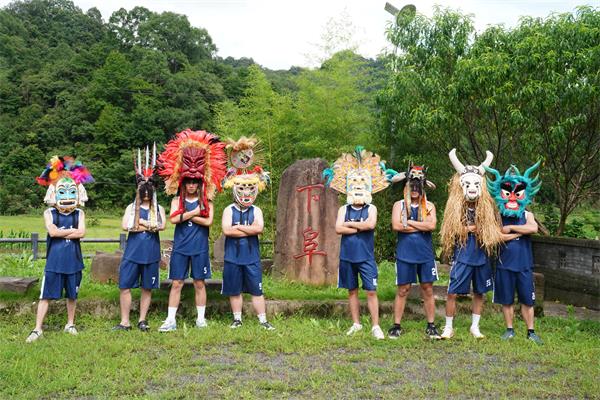 千年古镇燃篮球热浪