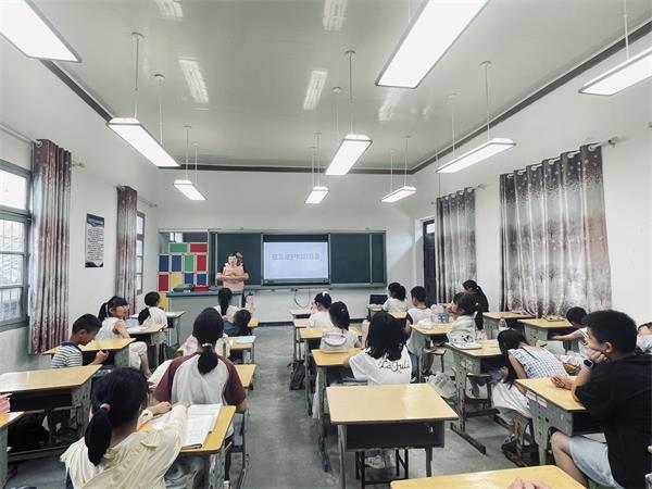 黟县西递镇：急救科普点亮课堂  “阳光之家”护航当“夏”