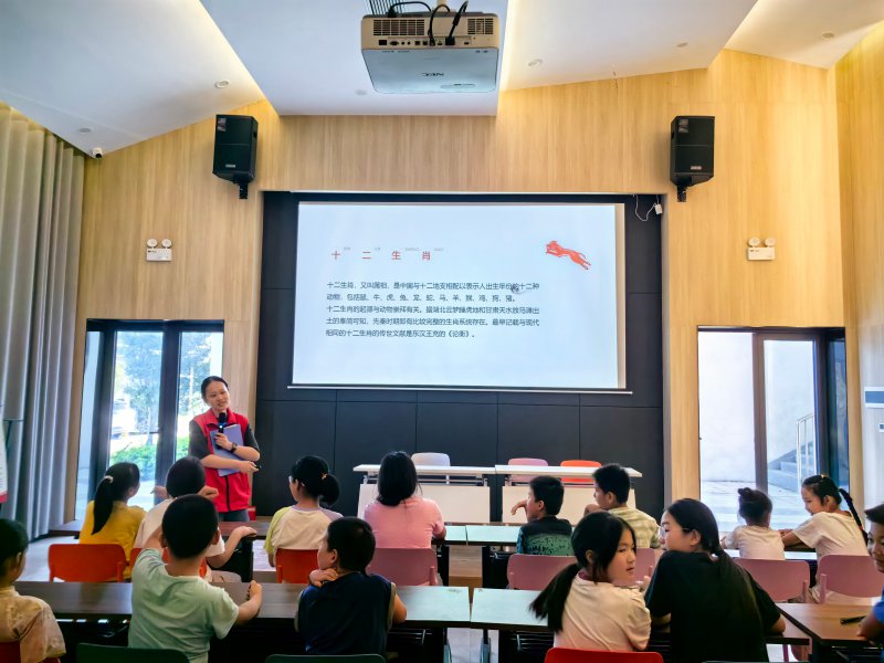 长丰左店镇：大手拉小手 阅读伴成长