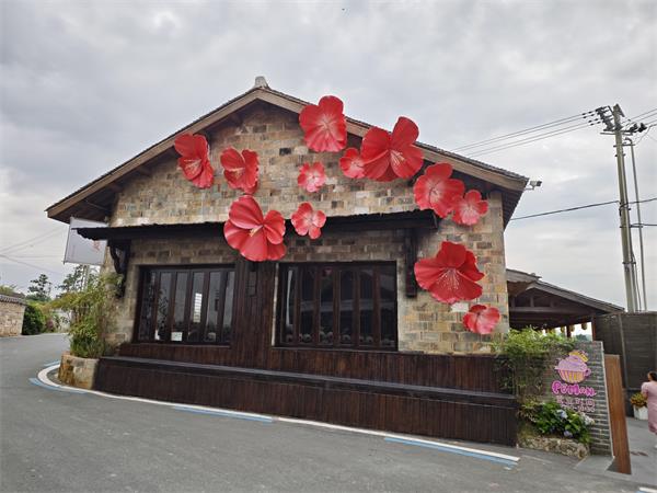 黟县：深耕“小而美” 绘就共富景