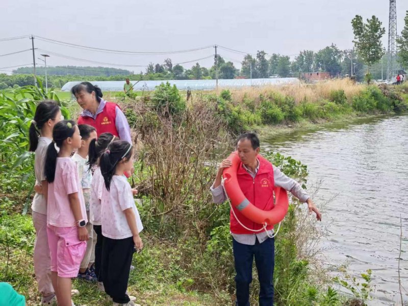 长丰左店镇：聚焦水边“微课堂” 守护少年夏日时光