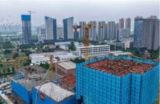 合肥物联网科技产业园三期项目首栋主体结构封顶