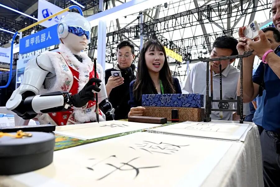 安徽省政府主办的这场论坛，透露了中国制造下一个十年的关键信号